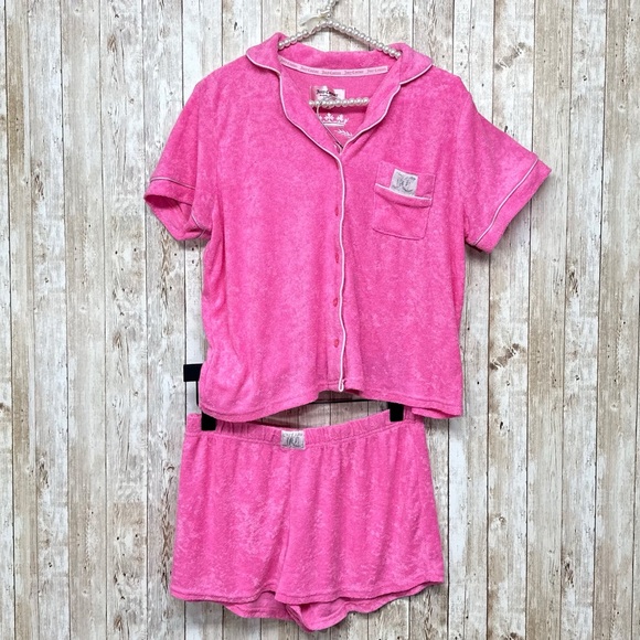 Juicy Couture Electric Pink Velour Shorts Set [H7] - Picture 3 of 8